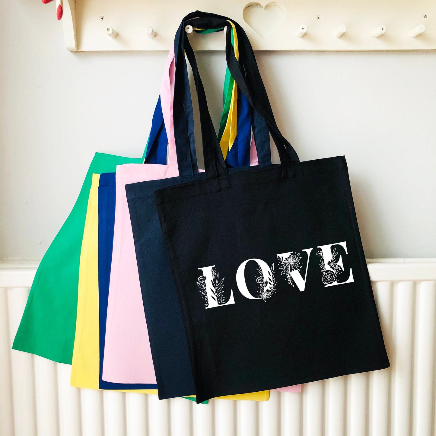 Love Shoulder Bag / Flower illustration / choose colour bag / 100% cotton / one size / gift / market bag / tote / engagment / fiancee / love