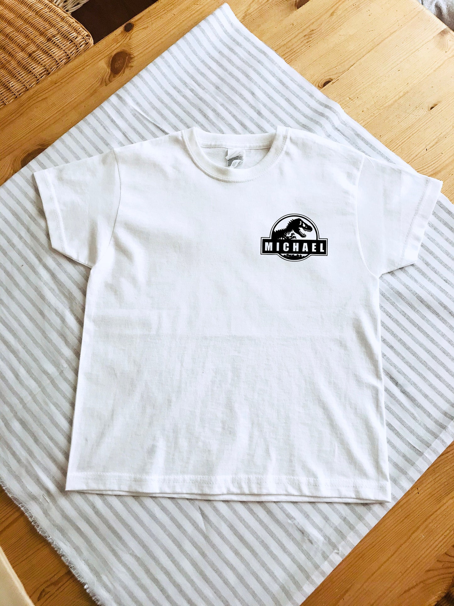Custom name Dinosaur print Kid's unisex T-shirt with size variations / print to order / black or white tee / Dinosaurs / kids