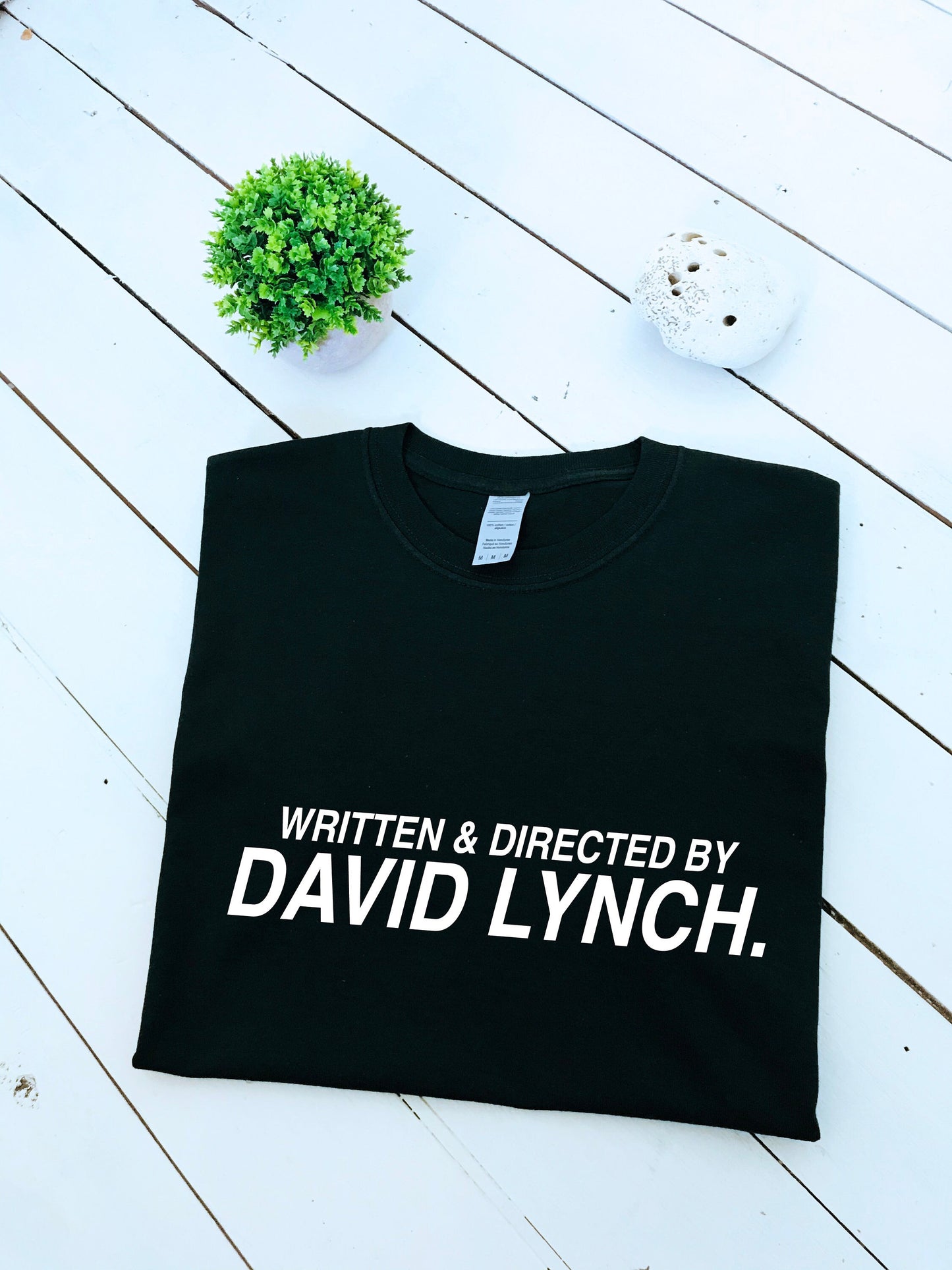 Written & directed by David Lynch print T-shirt, unisex item, fan item, movie tee, insta Shirt