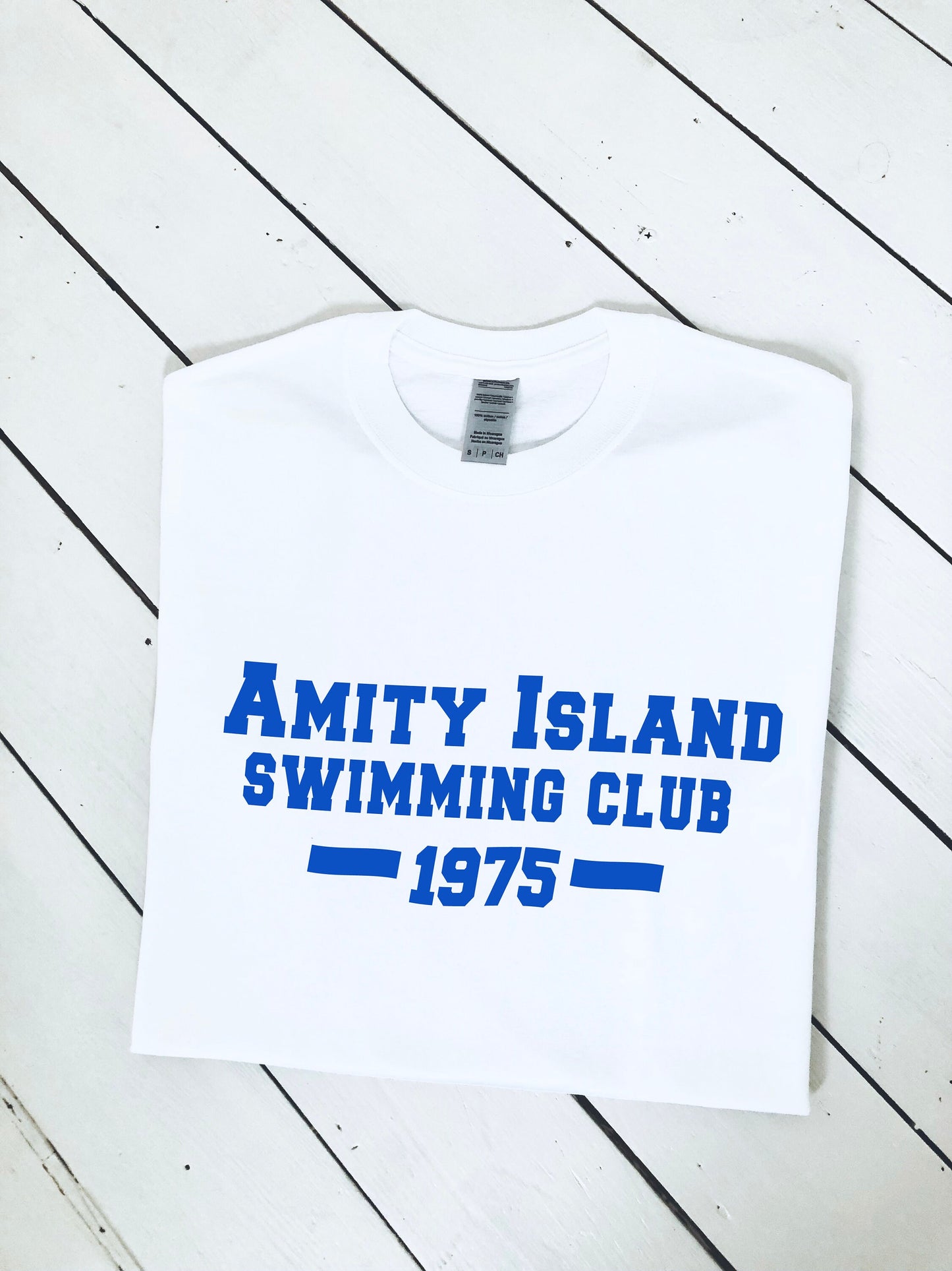 Amity Island Swimming club 1975 Jaws print unisex T-shirt, movie gift halloween clothing, horror, halloween, unisex and women's sizes, gift