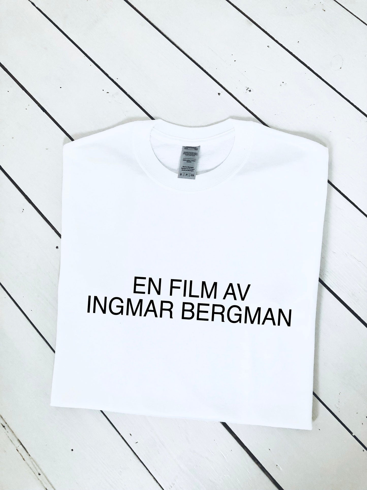 En Film Av Ingmar Bergman t-shirt, Written and directed by, movie gift idea, multiple colours and sizes, unisex and ladies tees, fan gift