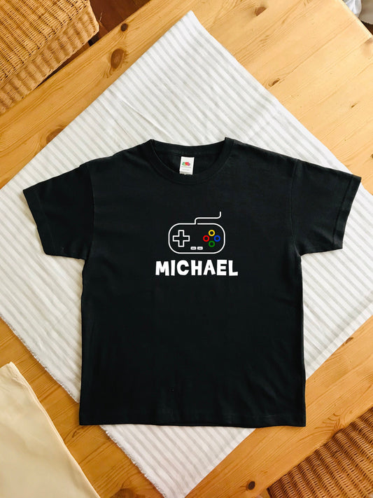 Custom name game controller print Kid's unisex T-shirt with size variations / Choose name and game controller / print to order / kids