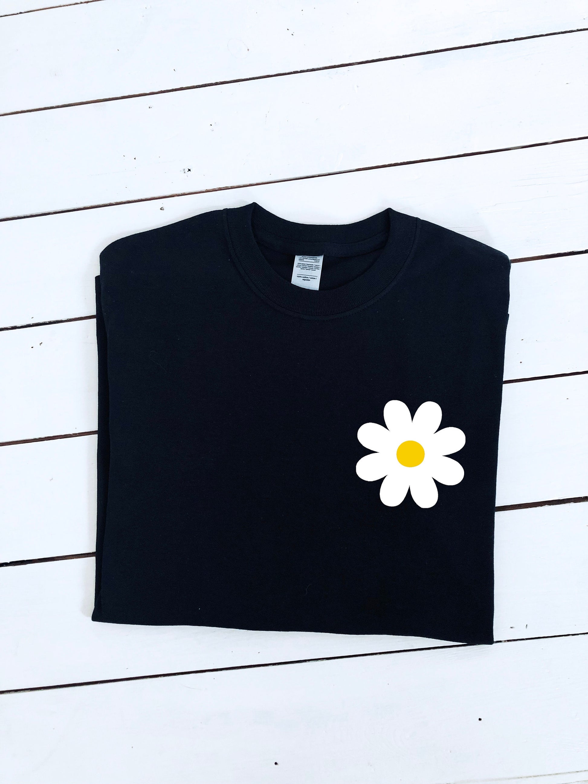 Daisy flower print T-shirt, multiple sizes and colours, mens & womens top, Kids sizes available, spring, summer, garden, printed item :)